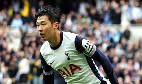 伏的乔治 伏的乔治